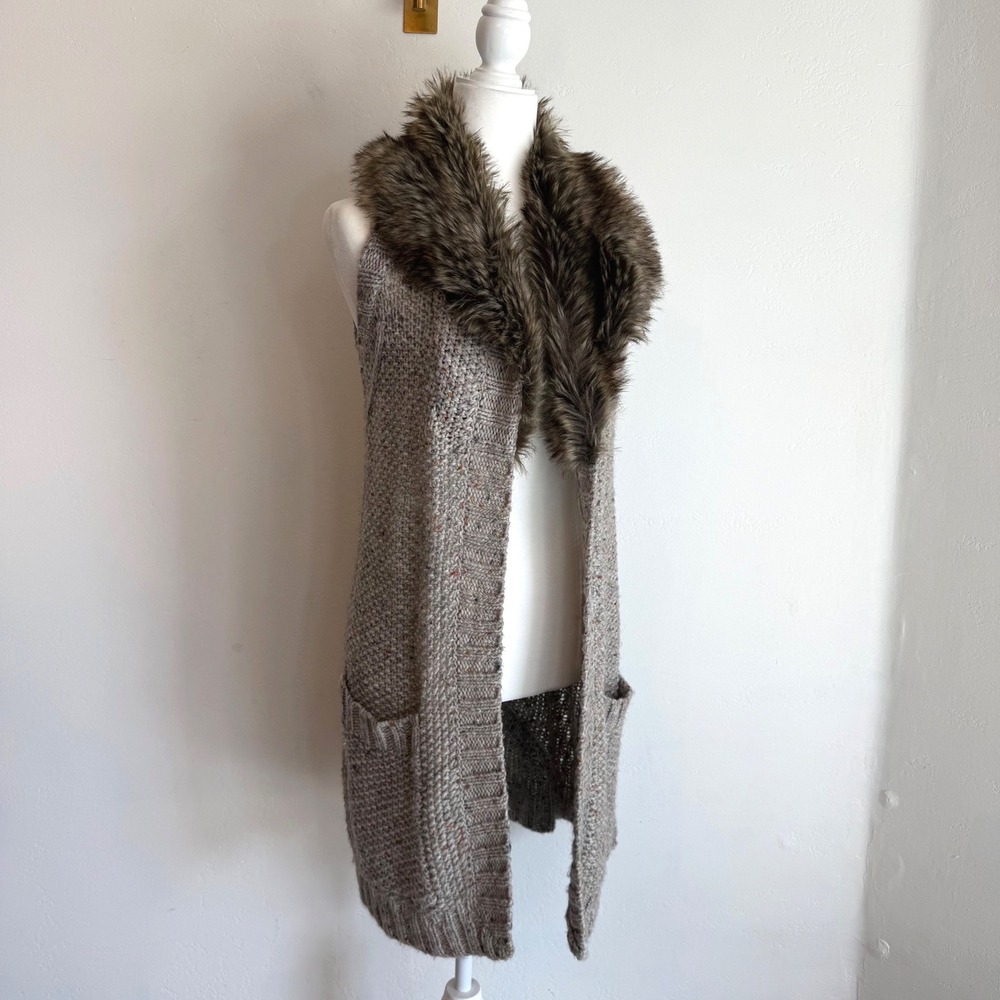 Angel of the North Longline Sweater Vest Gray Alpaca Wool Faux Fur Cable Knit S